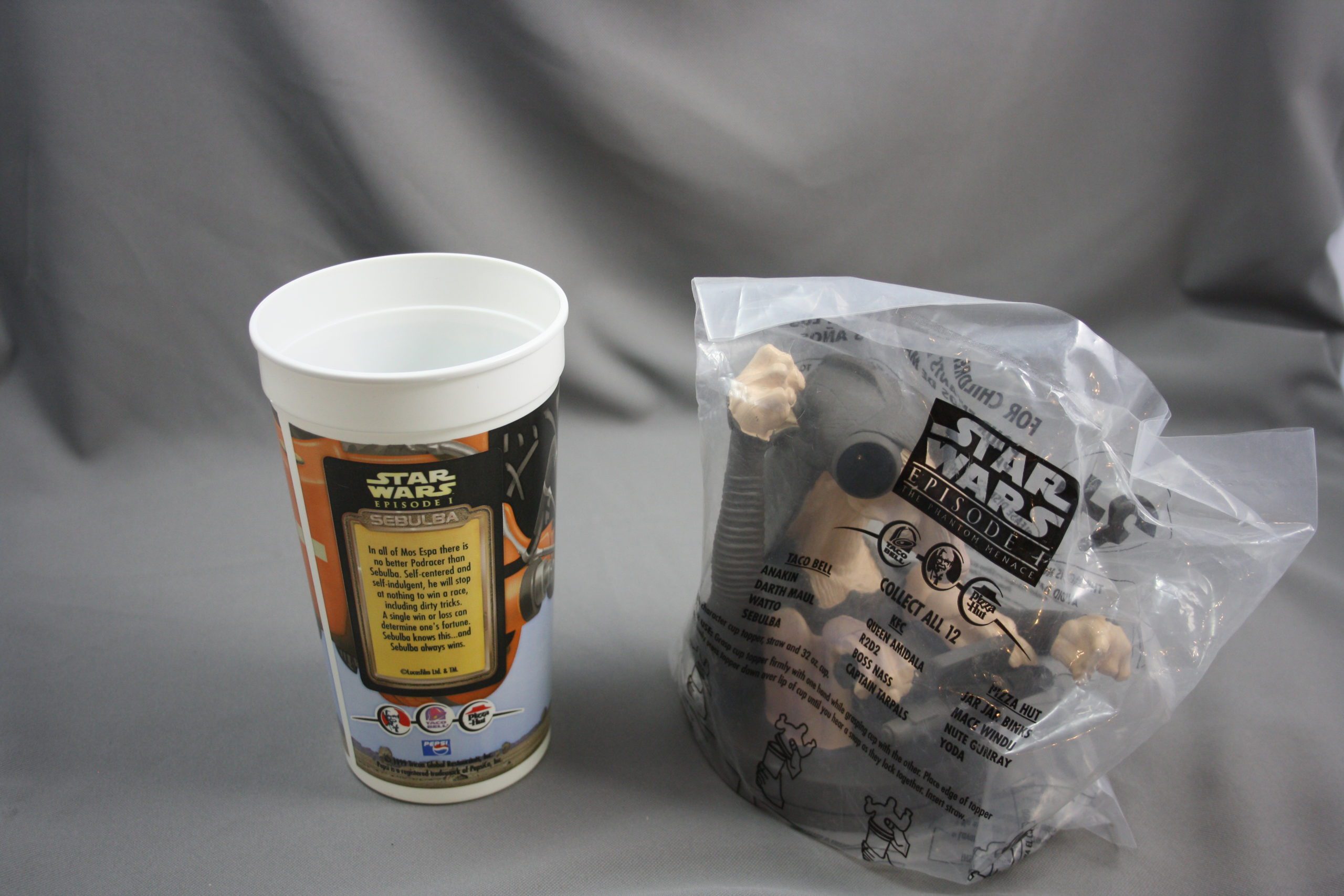 Star Wars Episode 1 Set of 5 Cups And Toppers Taco Bell KFC Pizza Hut Pepsi  1999